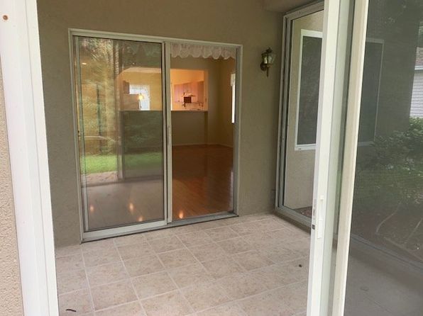 4 Andover Pl