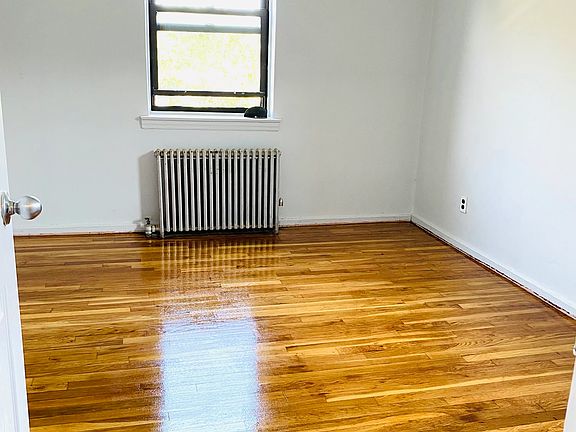 4th image of 47-14 217th St #3D