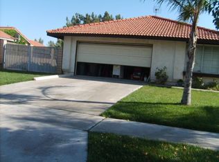 17965 Montgomery Ave, Fontana, CA 92336
