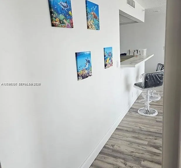 7601 E Treasure Dr #811 — Photo 12