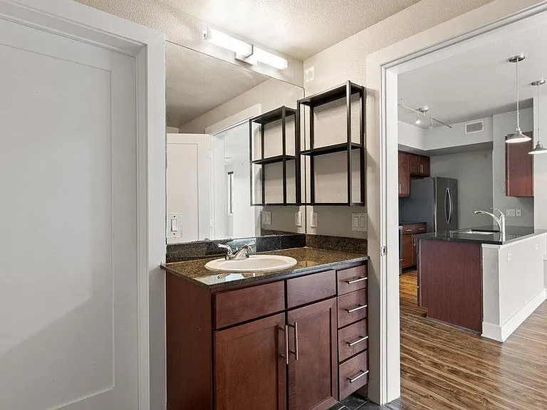3016 Guadalupe St #303 — Photo 18