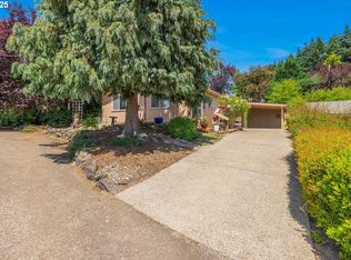 625 SW 9th St, Dundee, OR 97115