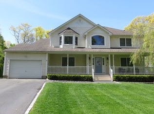 41 Daly Ct, Riverhead, NY 11901