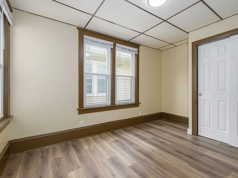 343 N Main St — Photo 6
