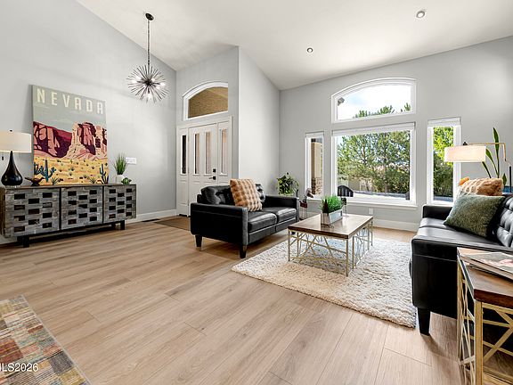 4th image of 7099 Heatherwood Dr