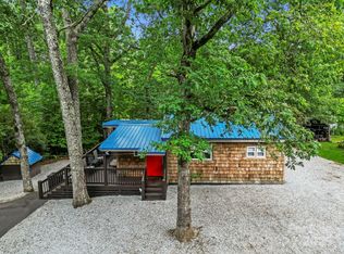 NONE, Sapphire, NC 28774