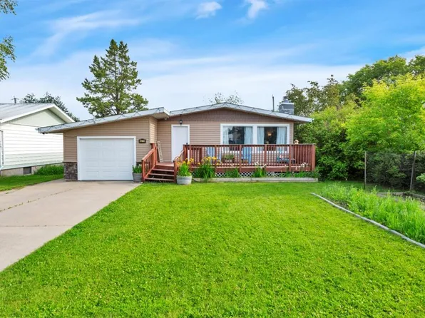 5215 N 52nd Ave, Eckville, AB T0M 0X0