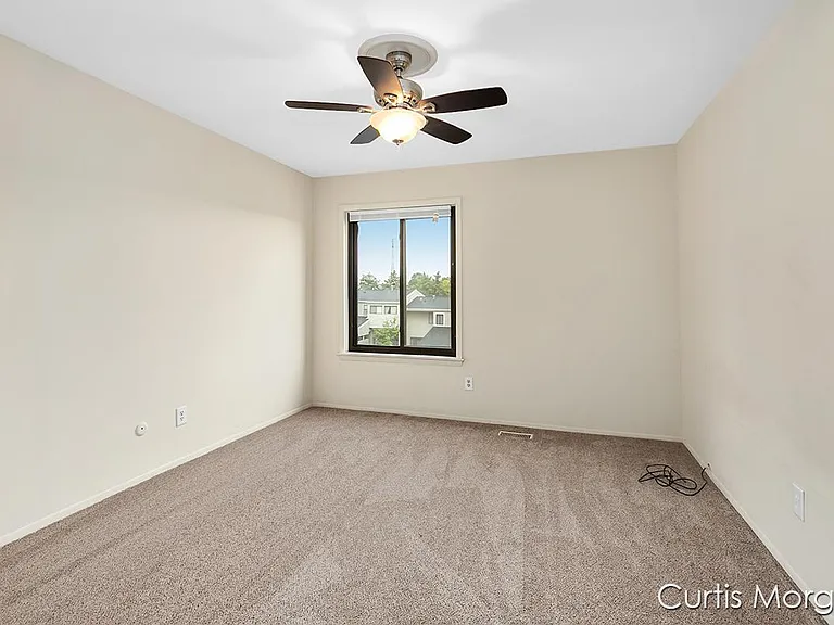 6215 Acropolis Dr SE — Photo 12