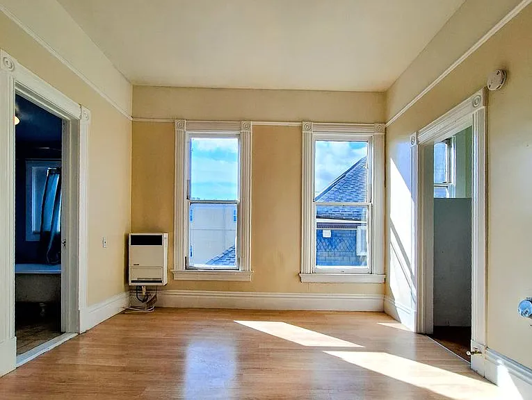 30 S 8th St #7 — Photo 2