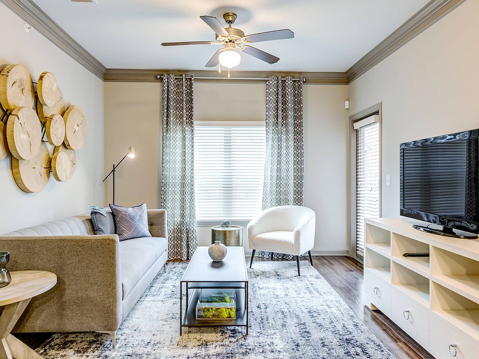 Spacious Living Room