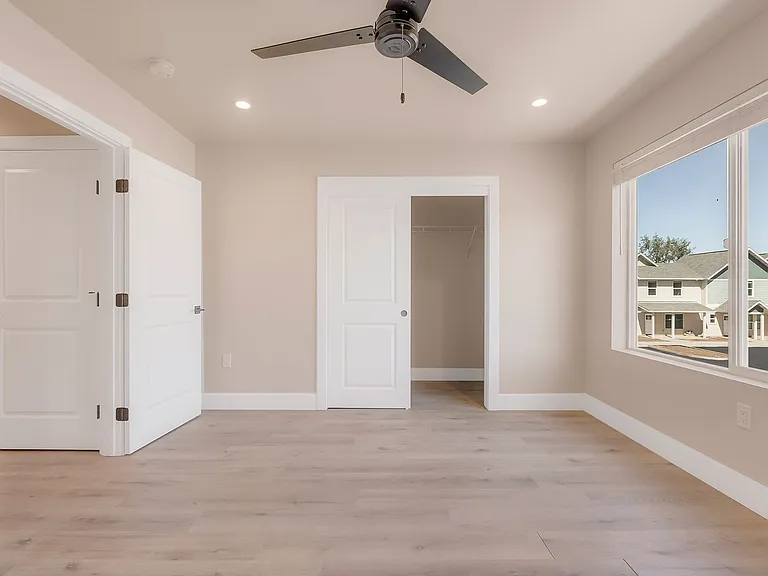 2501 Floral Ave — Photo 17