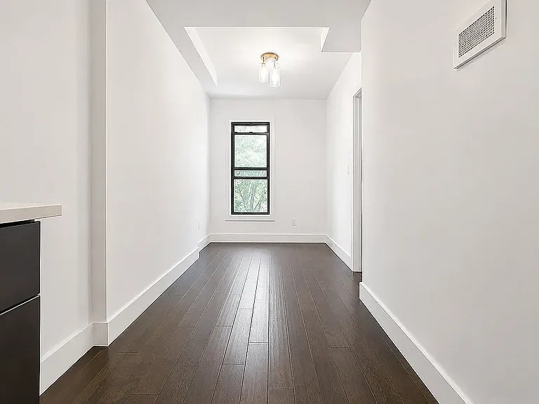 805 Quincy St #6 — Photo 3