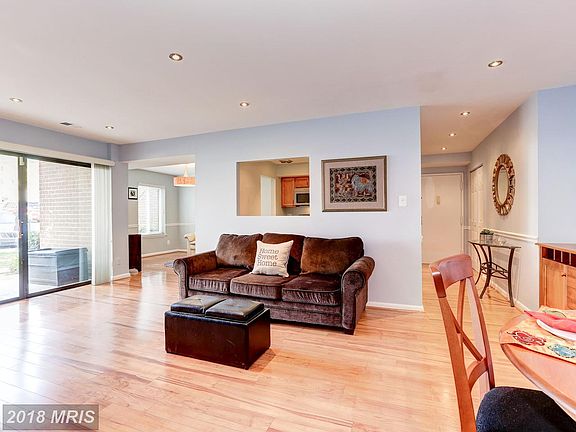 3rd image of 11401 Commonwealth Dr #11401