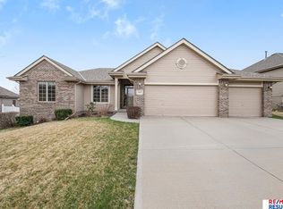 8804 S 97th Ave, La Vista, NE 68128