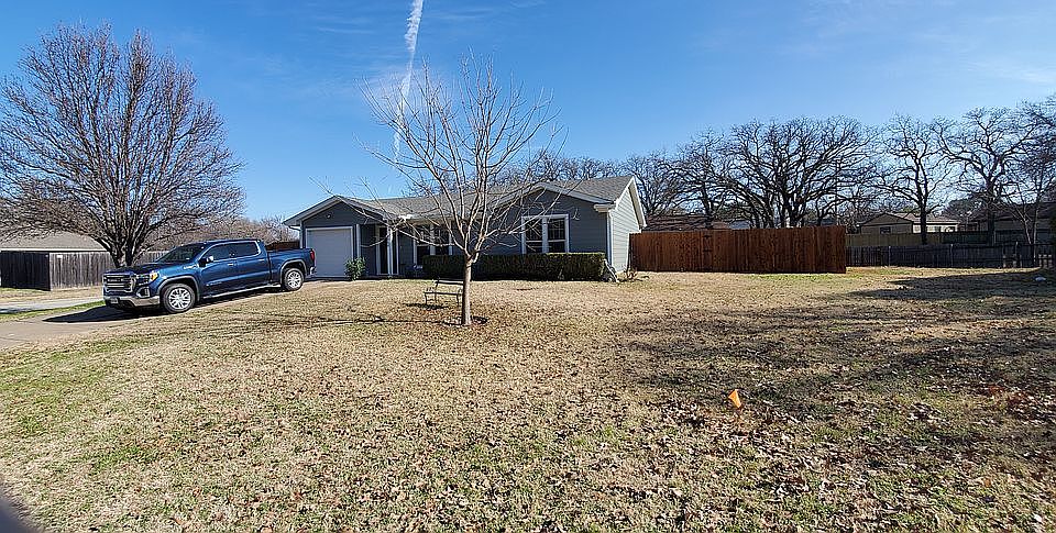 2nd image of 3900 Rye Glen Dr