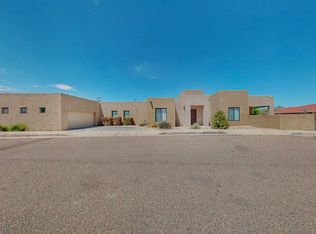 2220 Rio Grande Blvd NW, Albuquerque, NM 87104