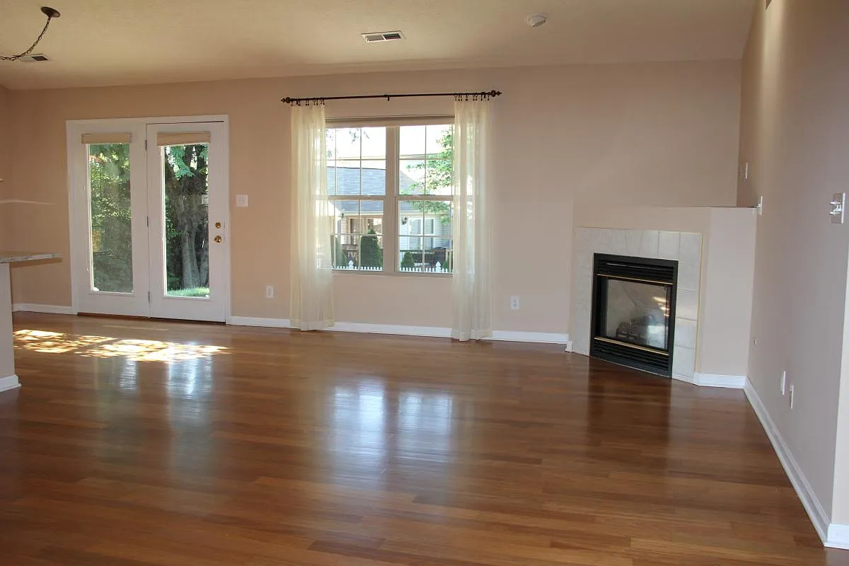 3 bed, 1468 sqft, $2,000 — Photo 4