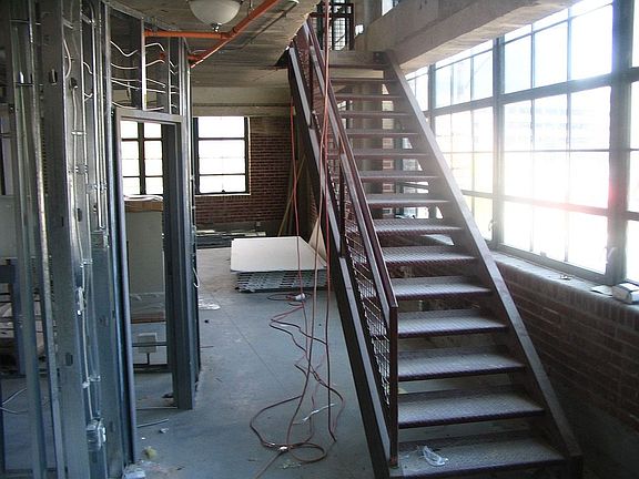 2nd image of 2323 Locust St APT 206