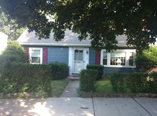 19 Crockers Ln, West Roxbury, MA 02132
