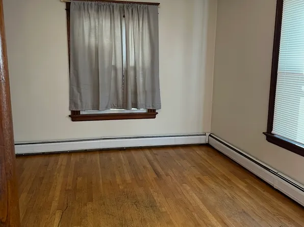 54 Southview St #1, Waterbury, CT 06706