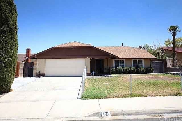 1st image of 935 Mesquite Dr