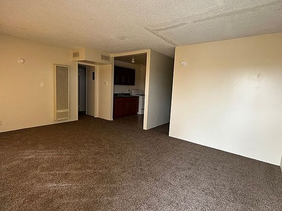 3rd image of 1693 Villa Ave #F6