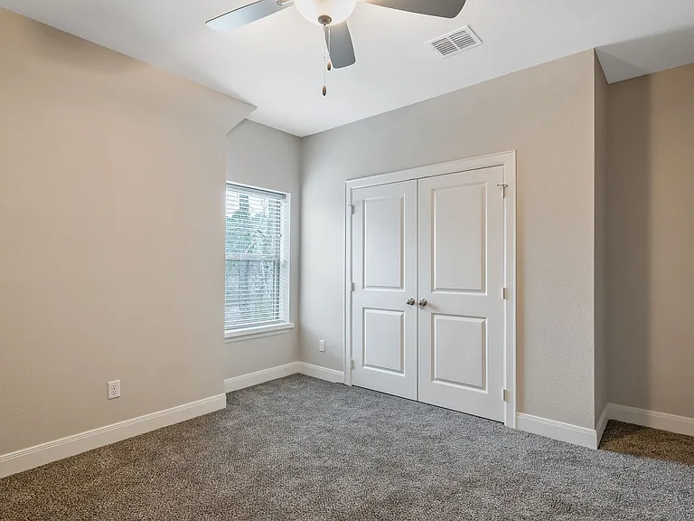 Omen Hill Villas- ASK ABOUT OUR SPRING MOVE- IN SPECIAL TODAY! — Photo 33