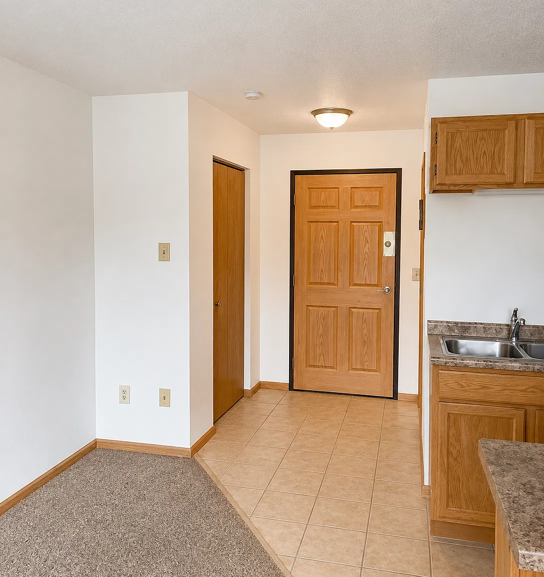 Studio, 400 sqft, $725 — Photo 3