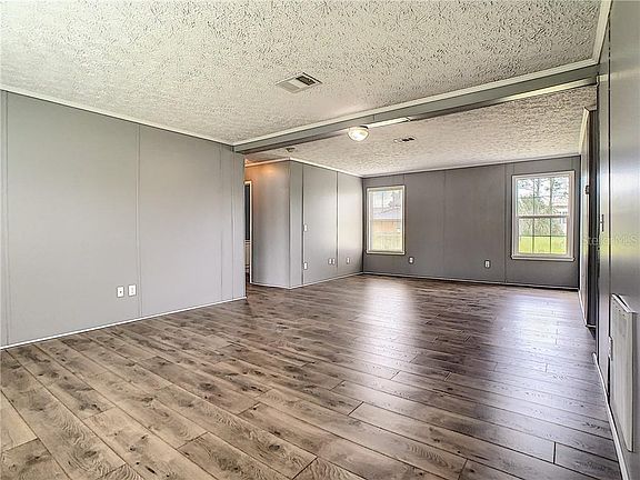 2nd image of 4498 Lower Meadow Rd