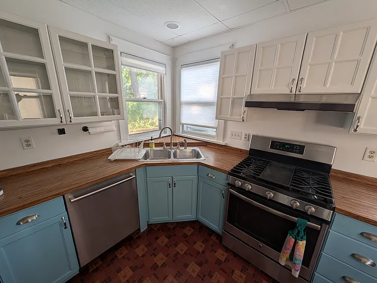 3602 Garfield Ave — Photo 6