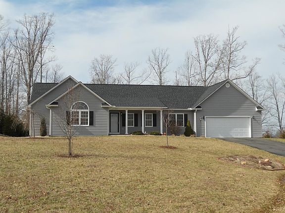 2nd image of 208 Walking Trail Dr