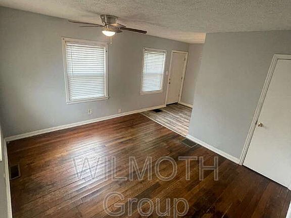 4th image of 615 N Tibbs Ave APT F