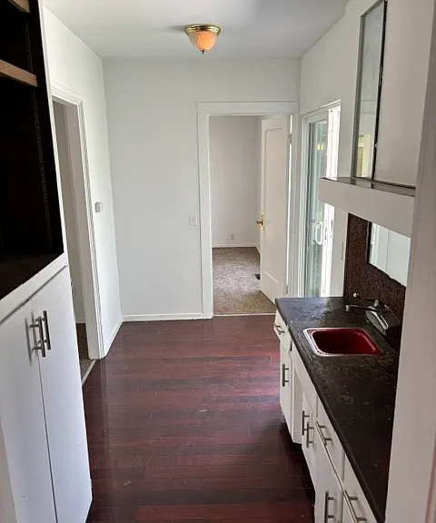 516 W D St #2 — Photo 6