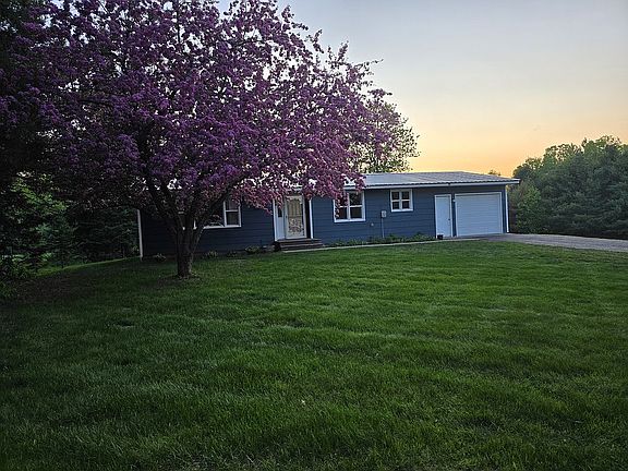 2nd image of 35449 Tapiola Rd