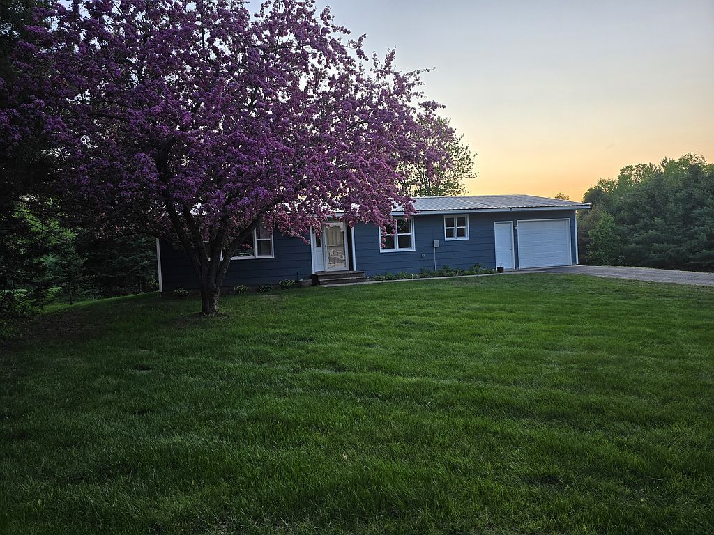 35449 Tapiola Rd - Property Image