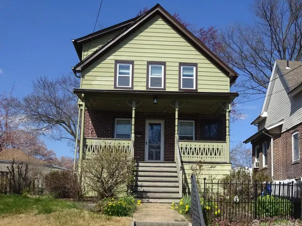 54 Evergreen Ave, Fords, NJ 08863