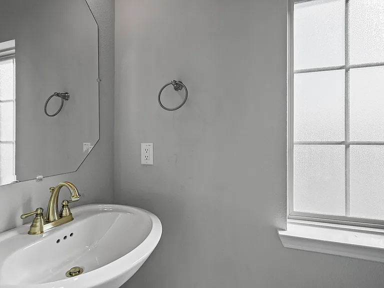3348 Archduke Dr — Photo 10