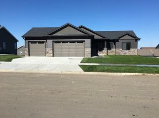 1247 Brookfield Ct NE, Byron, MN 55920