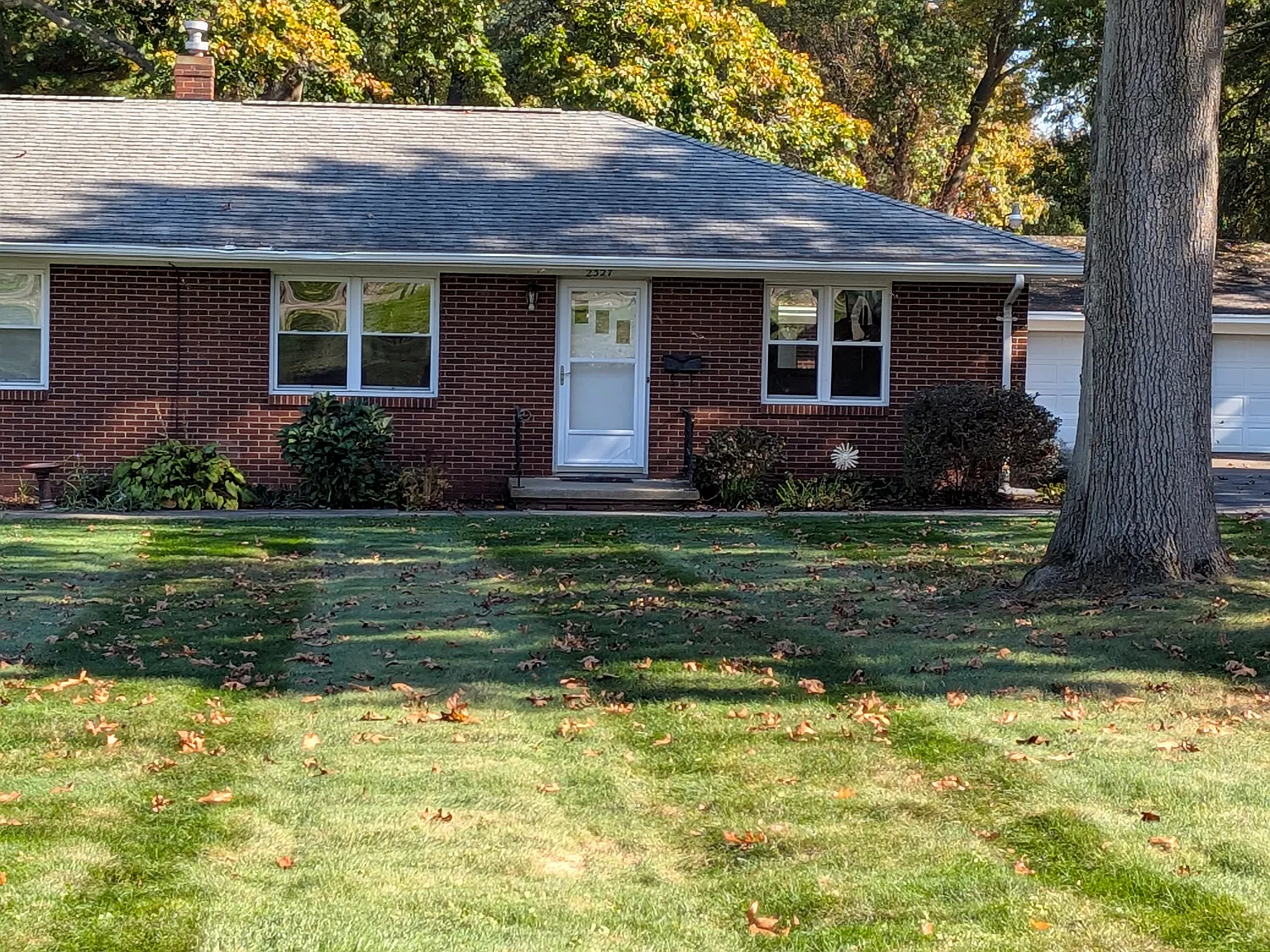 2 bed, 840 sqft, $1,200 — Photo 2