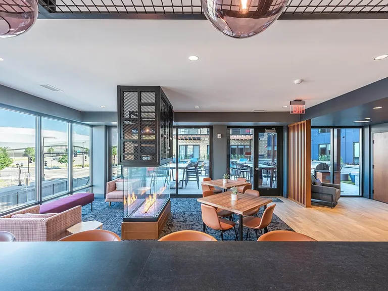 Pivot Apartments — Photo 5