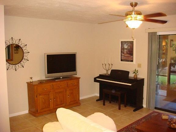 5th image of 201 Orange Grove Dr #F