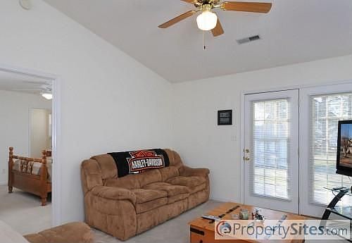 3rd image of 7637 Trey Oaks Ln