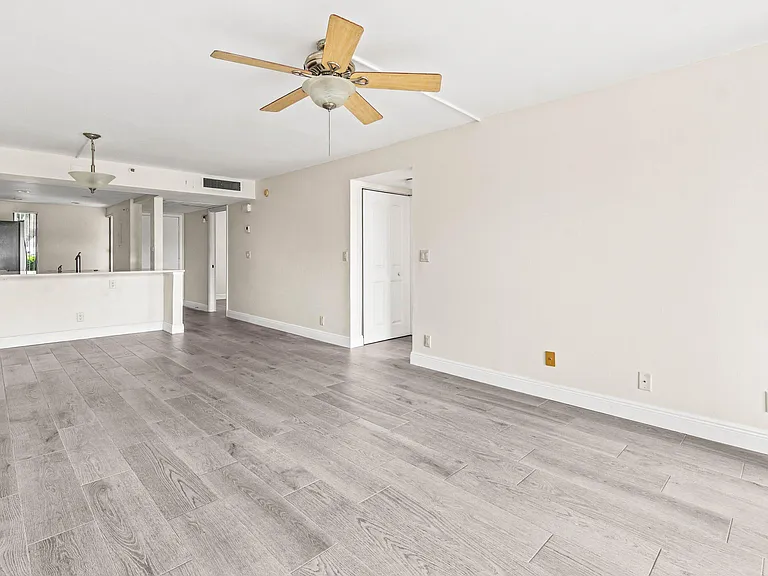 17 Royal Palm Way #103 — Photo 11
