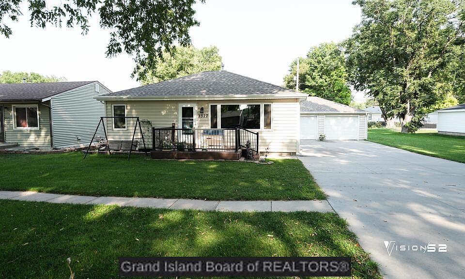 1st image of 2327 Sheridan Ave