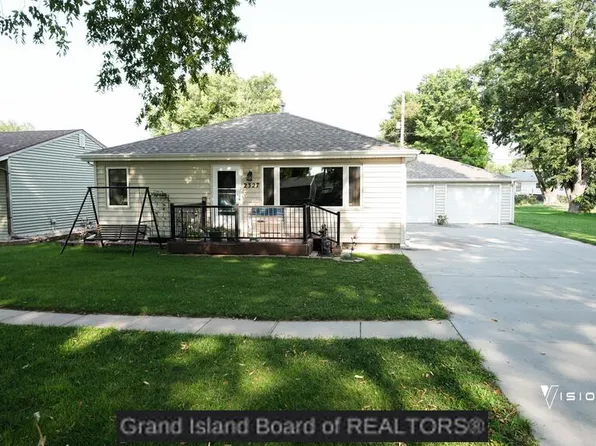 2327 Sheridan Ave, Grand Island, NE 68803