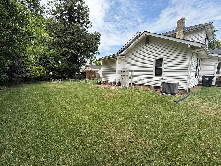 905 Old Winston Rd — Photo 21