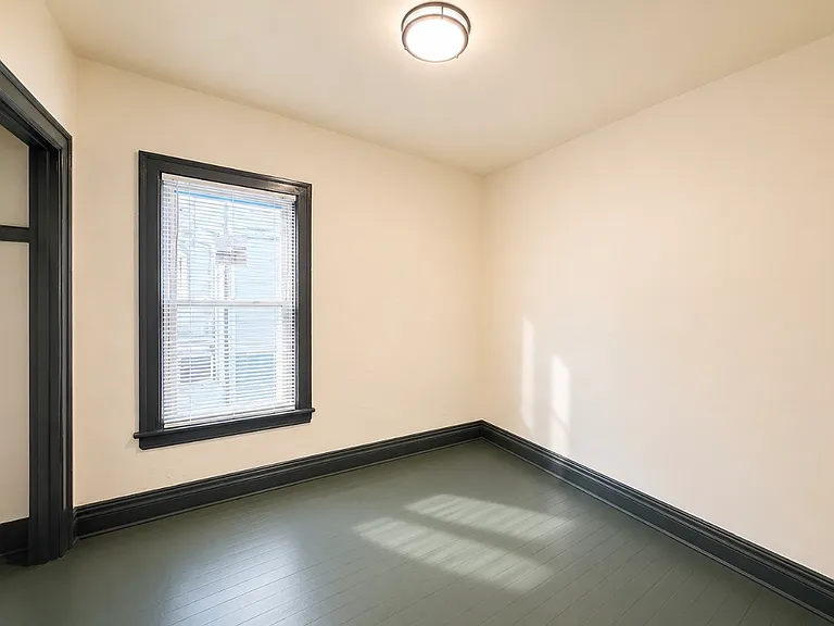 67 Barton St #1 — Photo 6