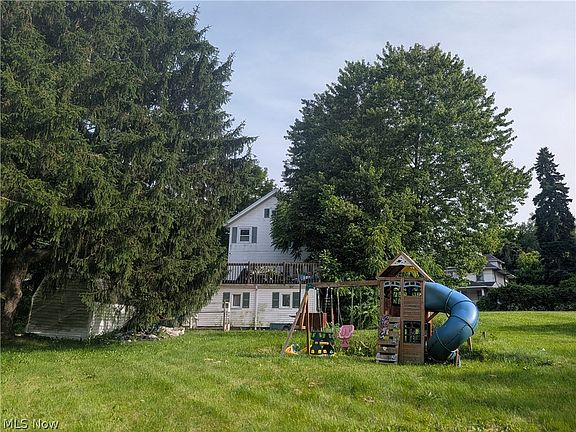 5th image of 848 Springmill St