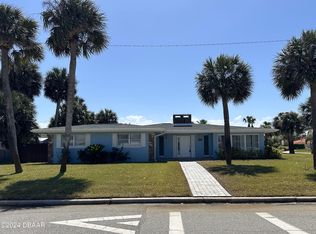 1105 Flagstone Dr, Daytona Beach, FL 32118