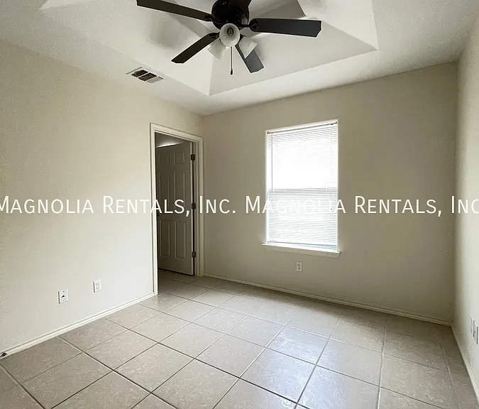 3705 S Fairmont Ave #A — Photo 25